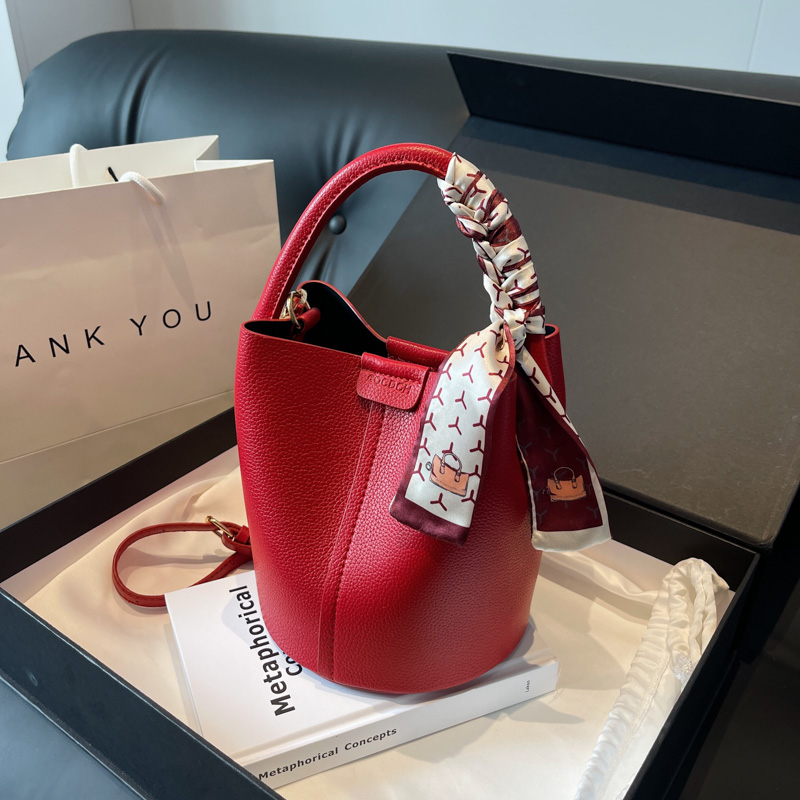 Luxury Bags Sale - Sac à Bandoulière Rouge en PU