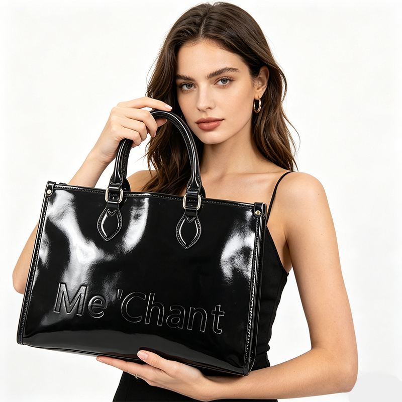 Sac fourre-tout noir brillant  - Top Handle Patent Bag avis et prix