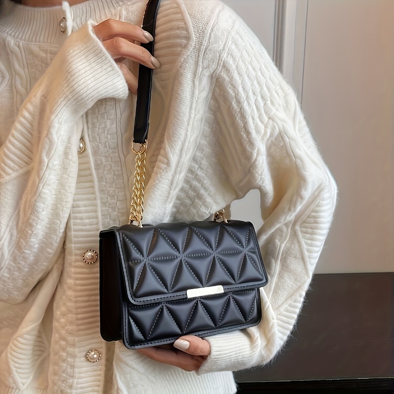 Sac à bandoulière avec chaîne  - Luxury Quilted Bags avis et prix