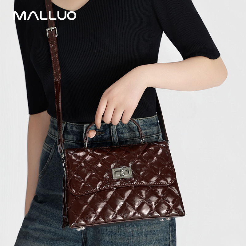 Sac à main matelassé en cuir v - Top Handle Patent Bag avis et prix