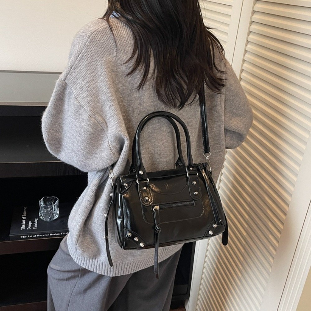 Sac à main vintage en cuir ver - Top Handle Patent Bag avis et prix