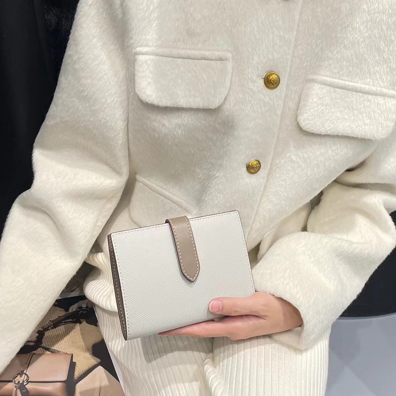 Portefeuille court en cuir vér - Luxury Quilted Bags avis et prix